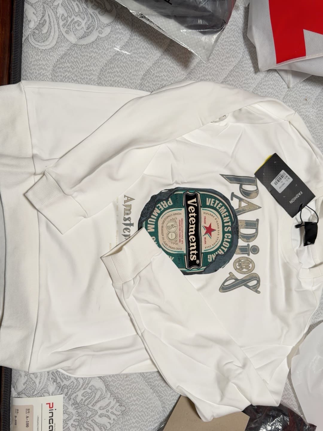Свитер с логотипом пива Heineken от Vetements, белый, размер 170/96A,