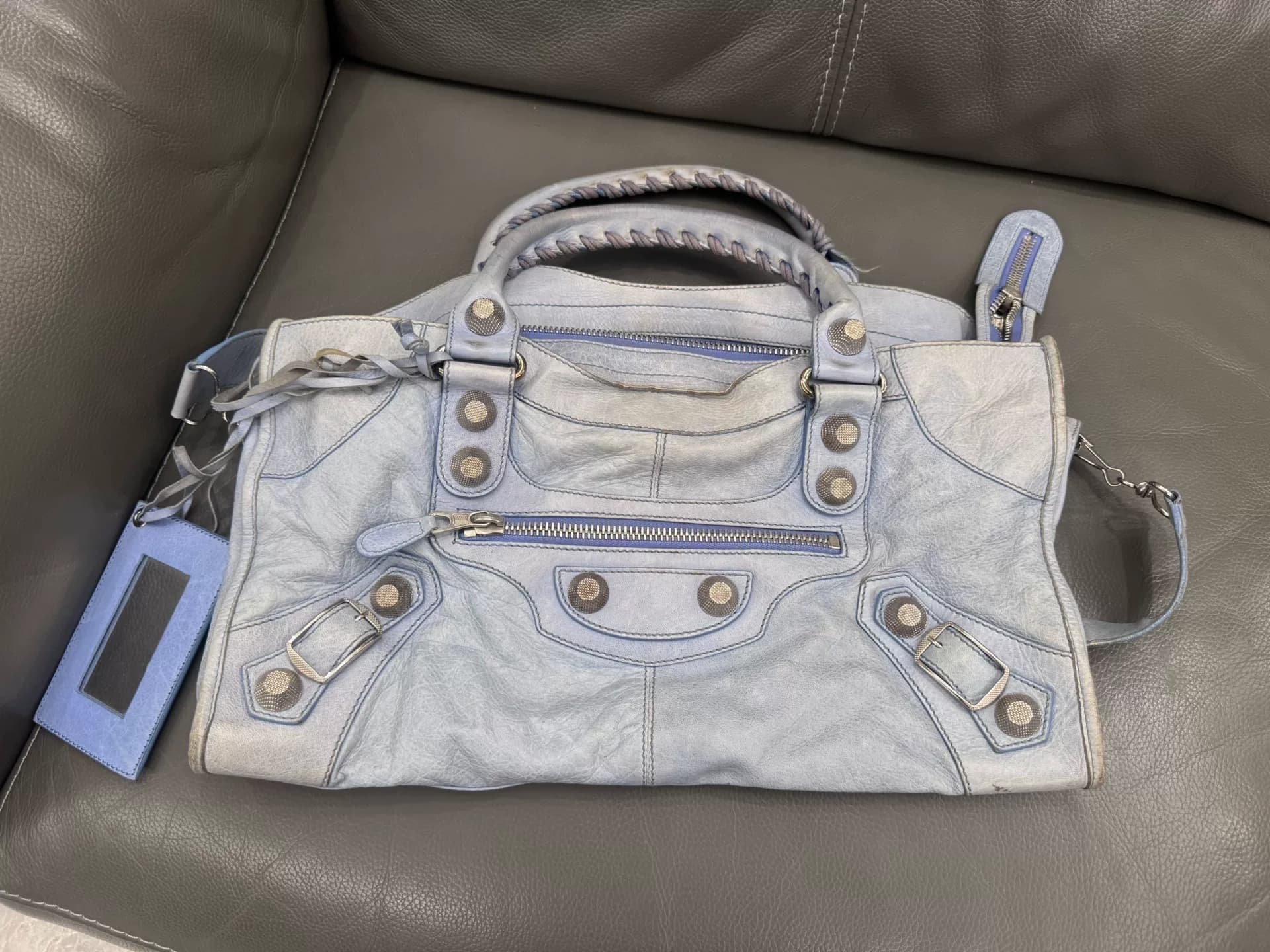 Balenciaga Мотоциклетная сумка Balenciaga, синий, большой размер, длина по низу 42 см,