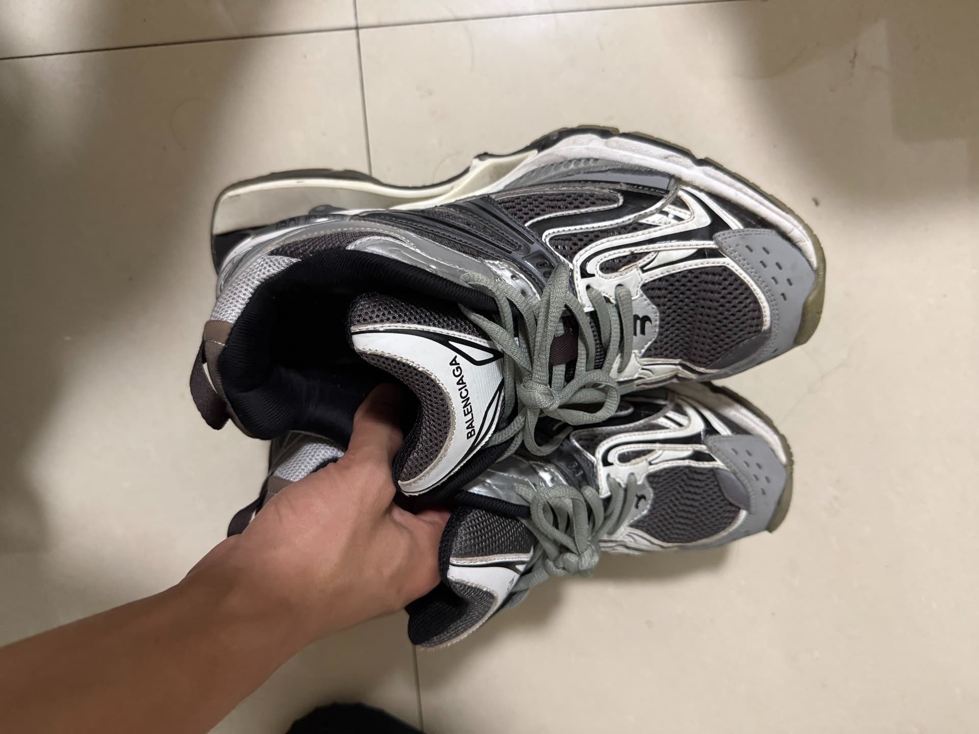 Серые весенние туфли Balenciaga от Balenciaga, размер 40, модель daddy shoes,