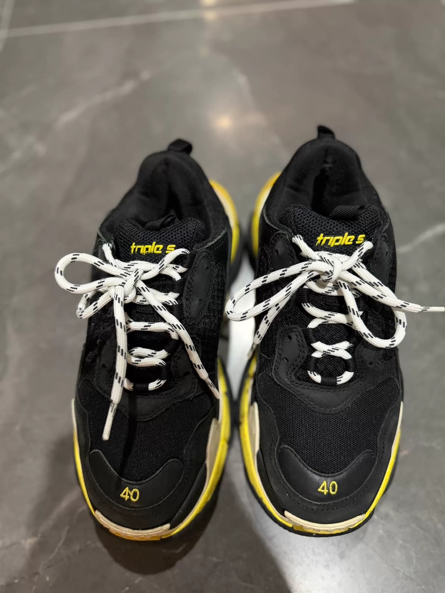 Туфли Balenciaga Triple S daddy черного и желтого цветов в тон 40