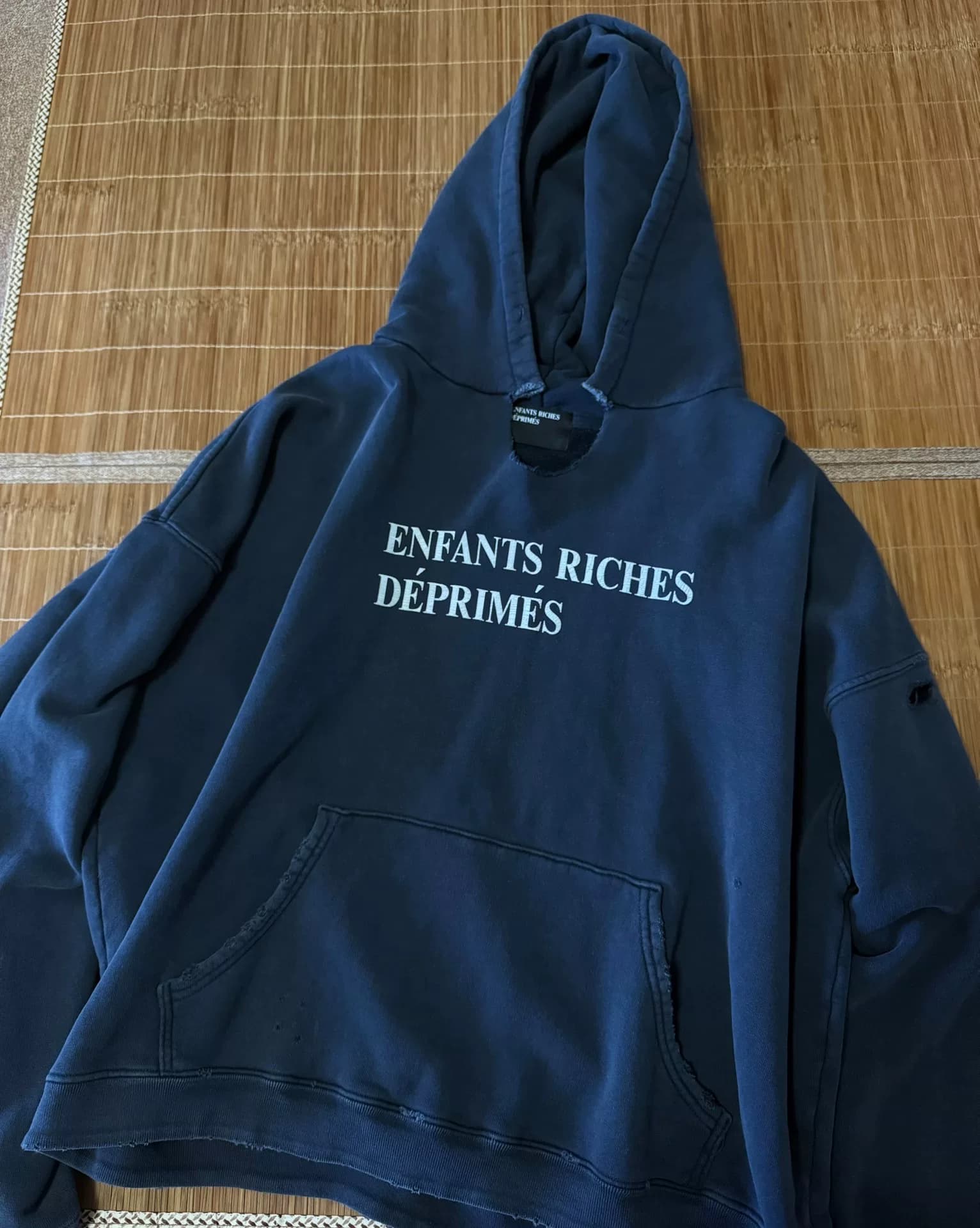 ограниченный тираж enfants riches deprimes Buyer's shop
