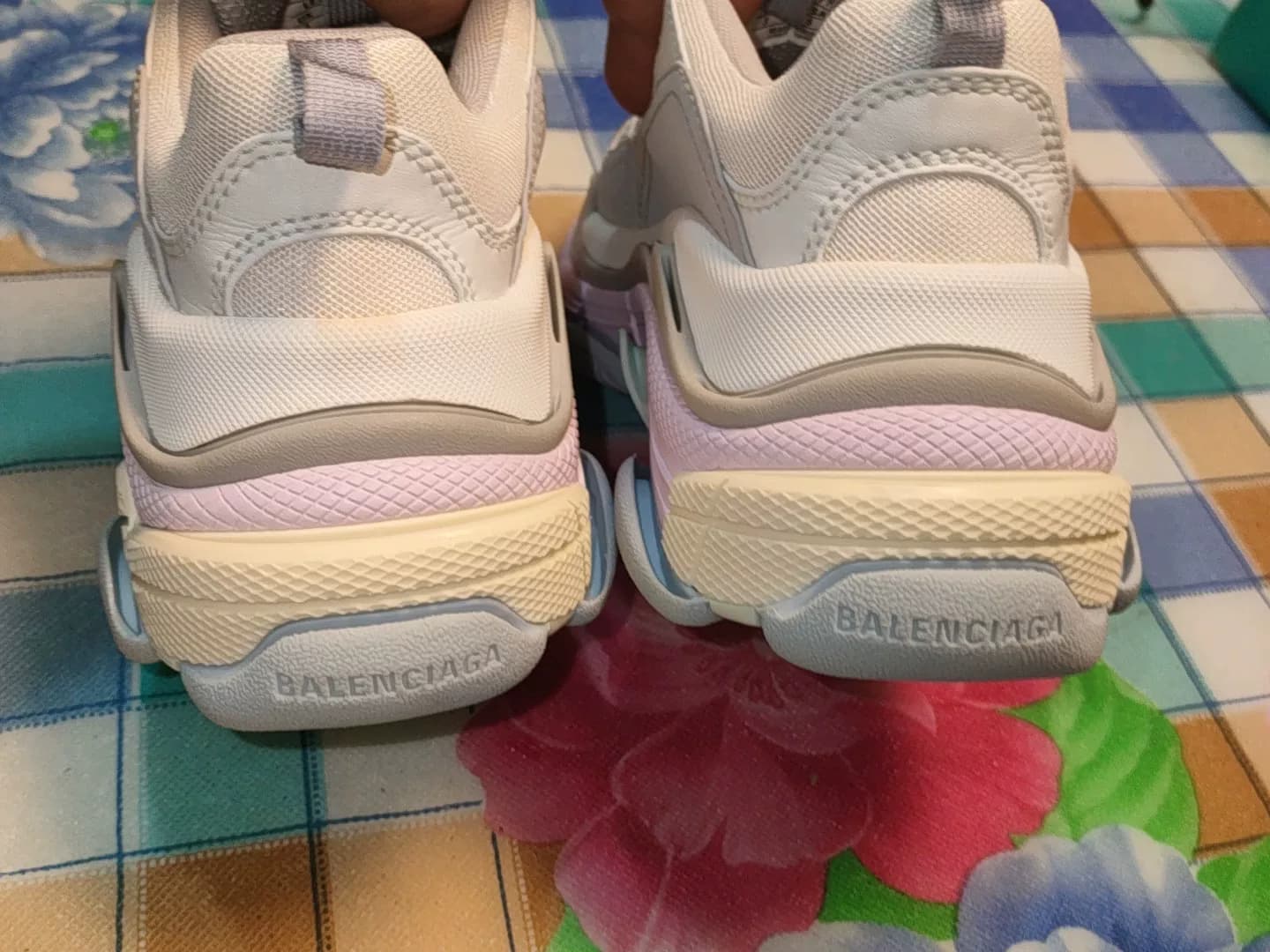 Balenciaga Balenciaga Triple S с глубоким вырезом на толстой подошве