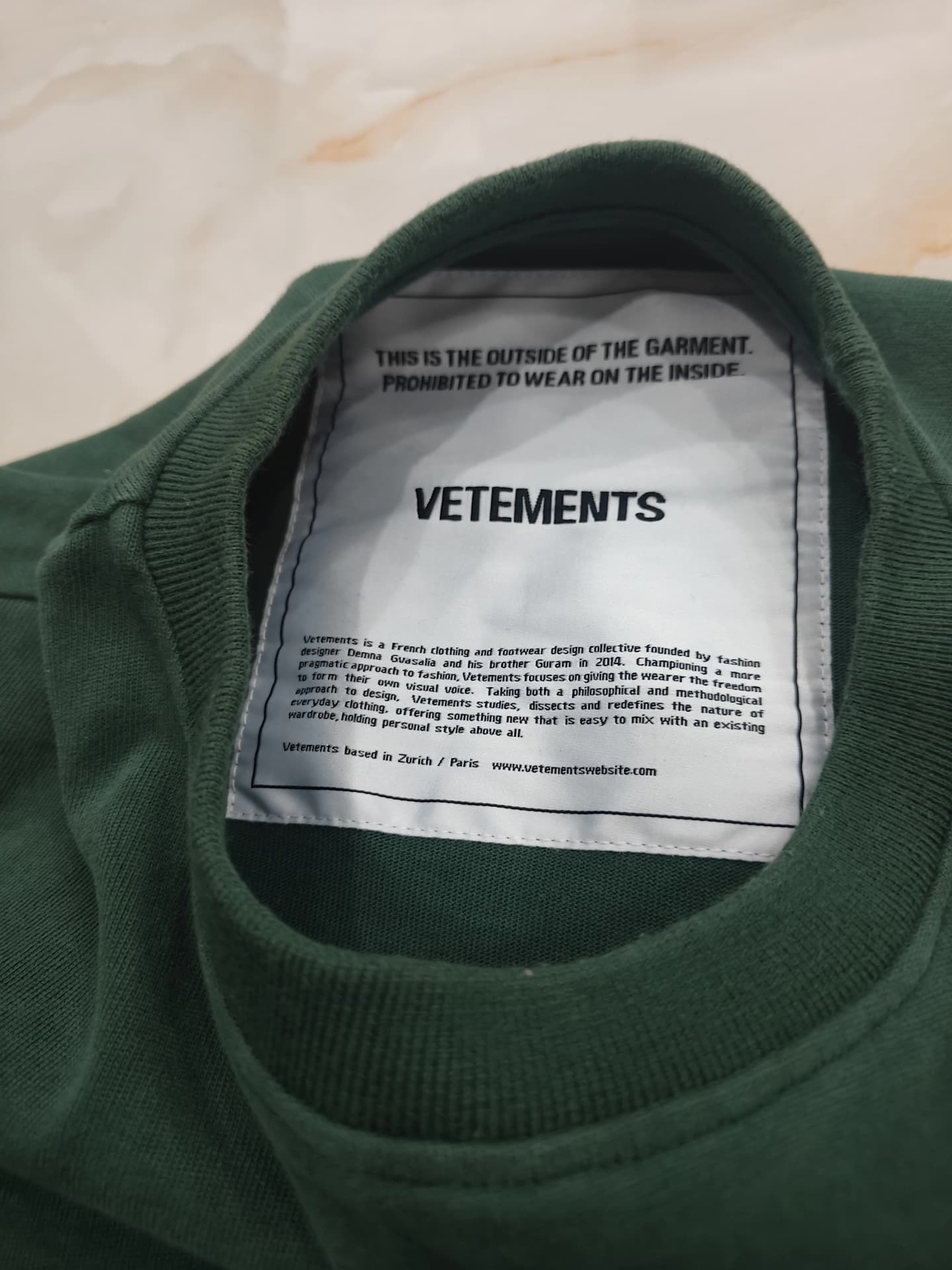 зеленый почтовый ящик vetements lch подлинный совершенно новый размер VETEMENTS