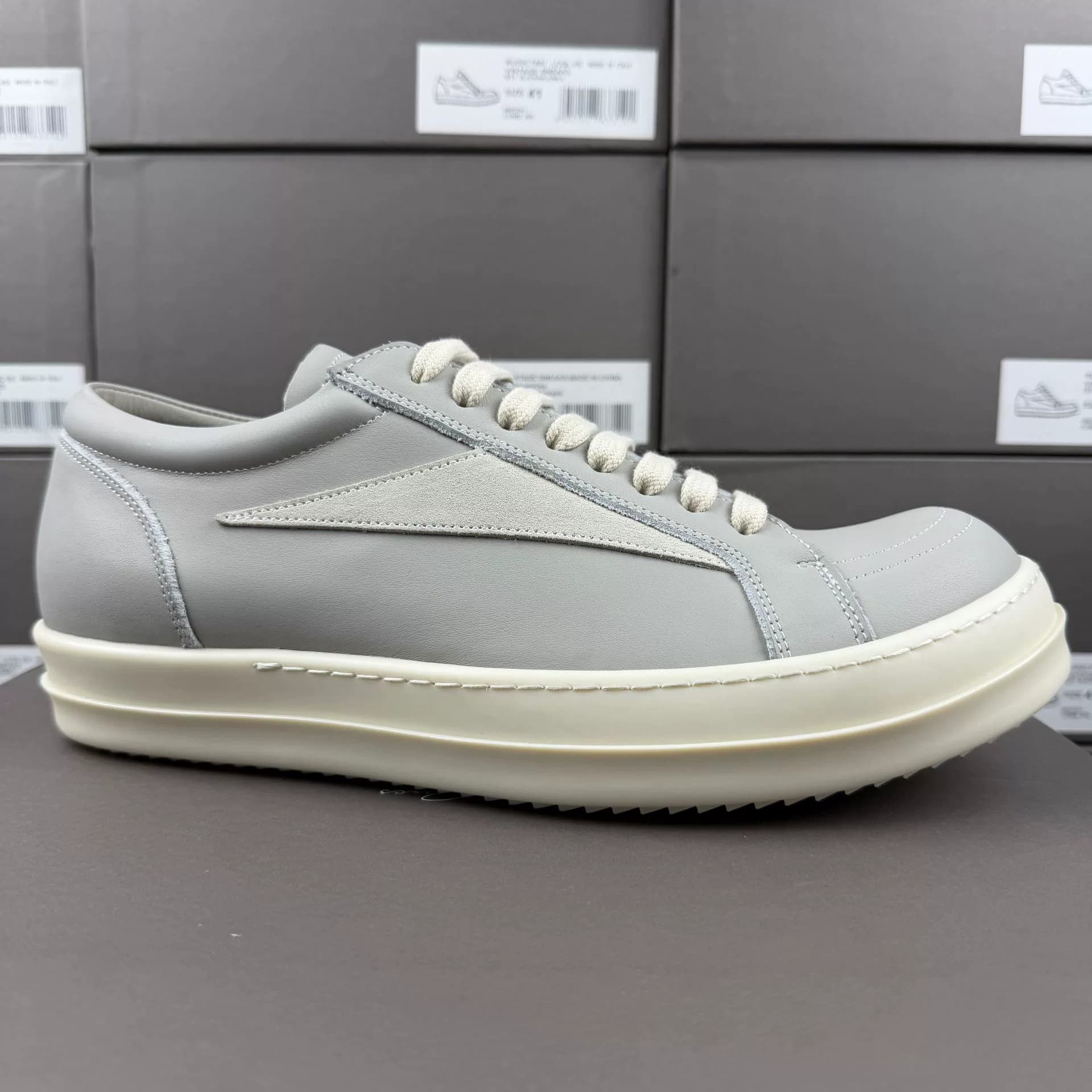 женские модели обуви ro Owens pearl grey сине-серые маленькие треугольные туфли с низким верхом
