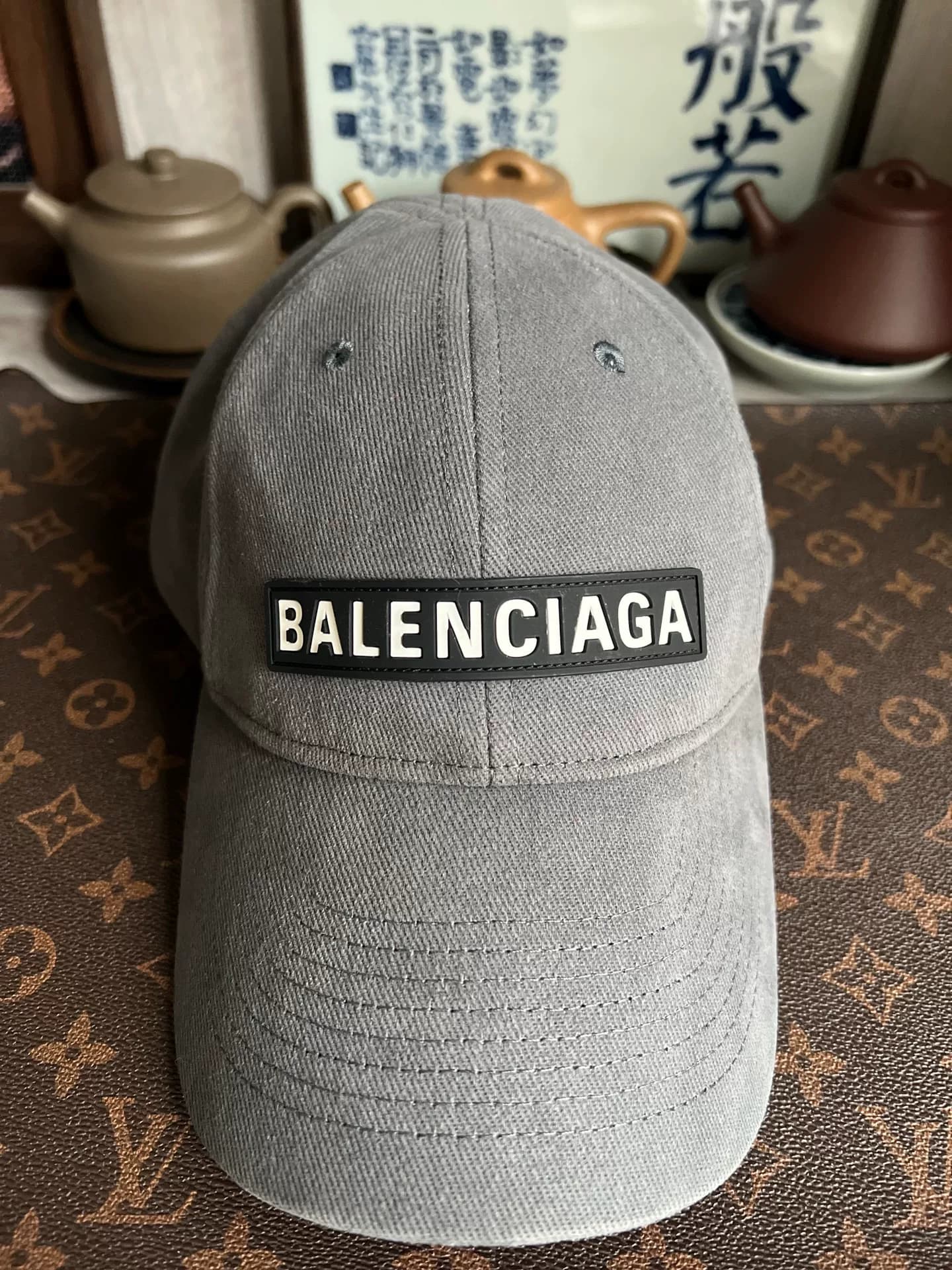 Balenciaga Баленсиага 25FW Серая кепка с черной этикеткой Размер L