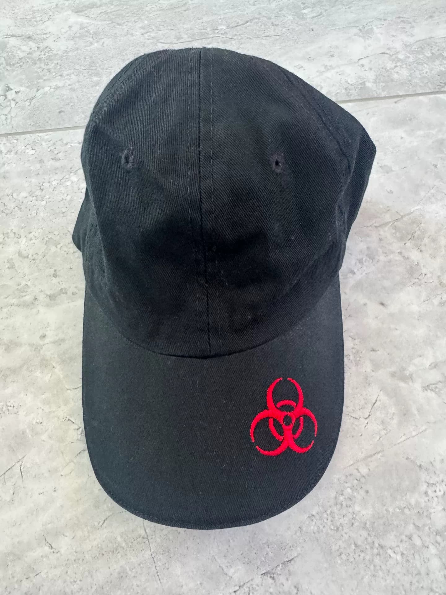 Кепка Vetements, ранняя классическая кепка, Resident Evil и новая