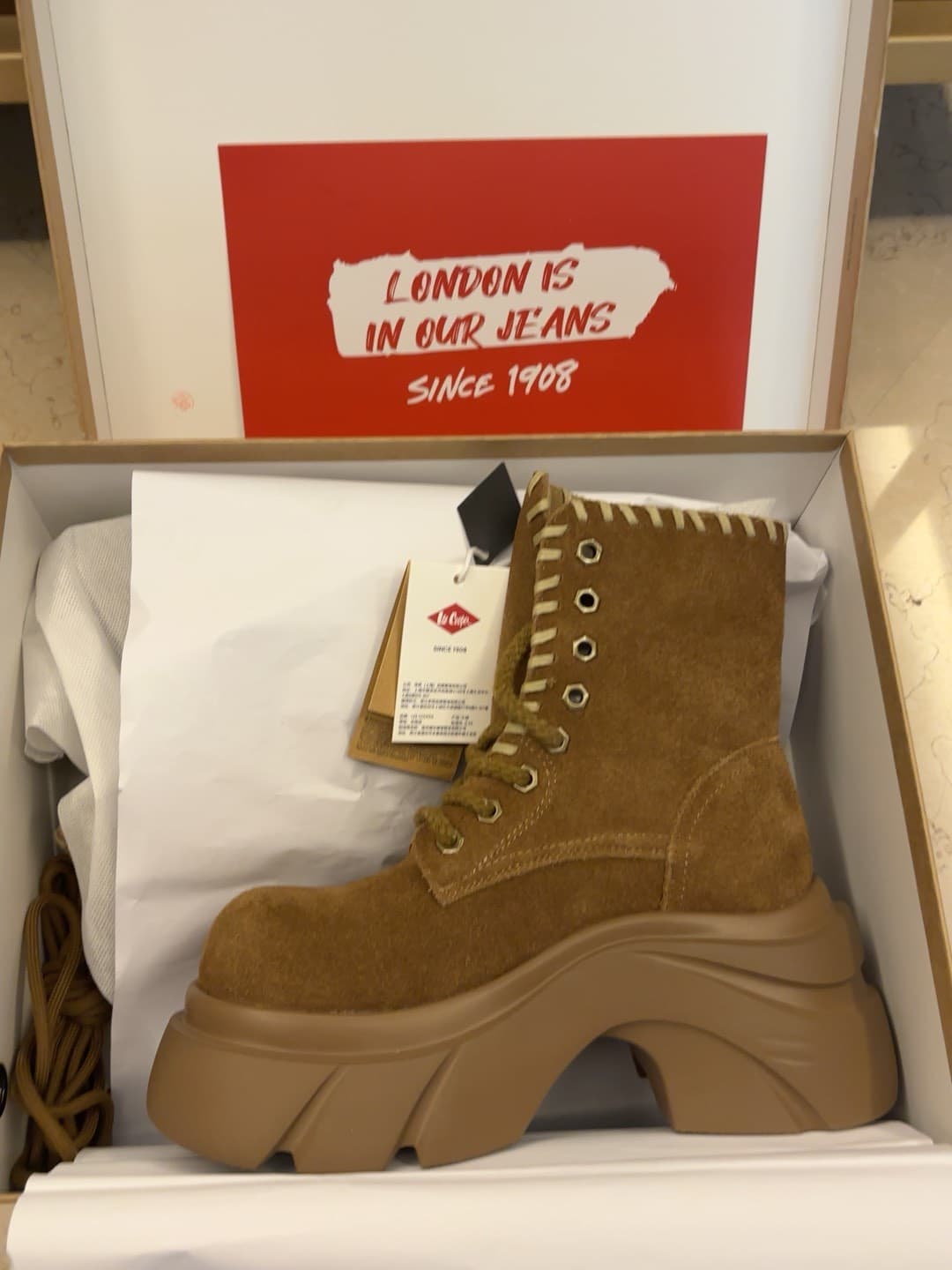 совершенно новый!Ботинки Martin Lee Cooper на толстой подошве, размер 35, верблюжья кожа
