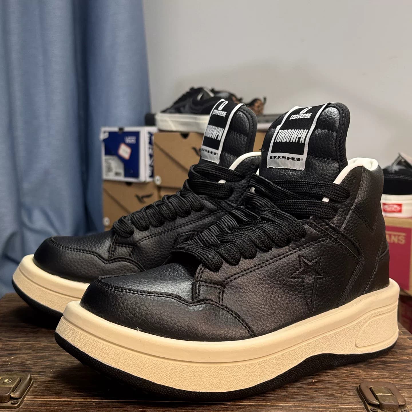 Кроссовки Rick Owens x Converse черного цвета с утолщенным низом