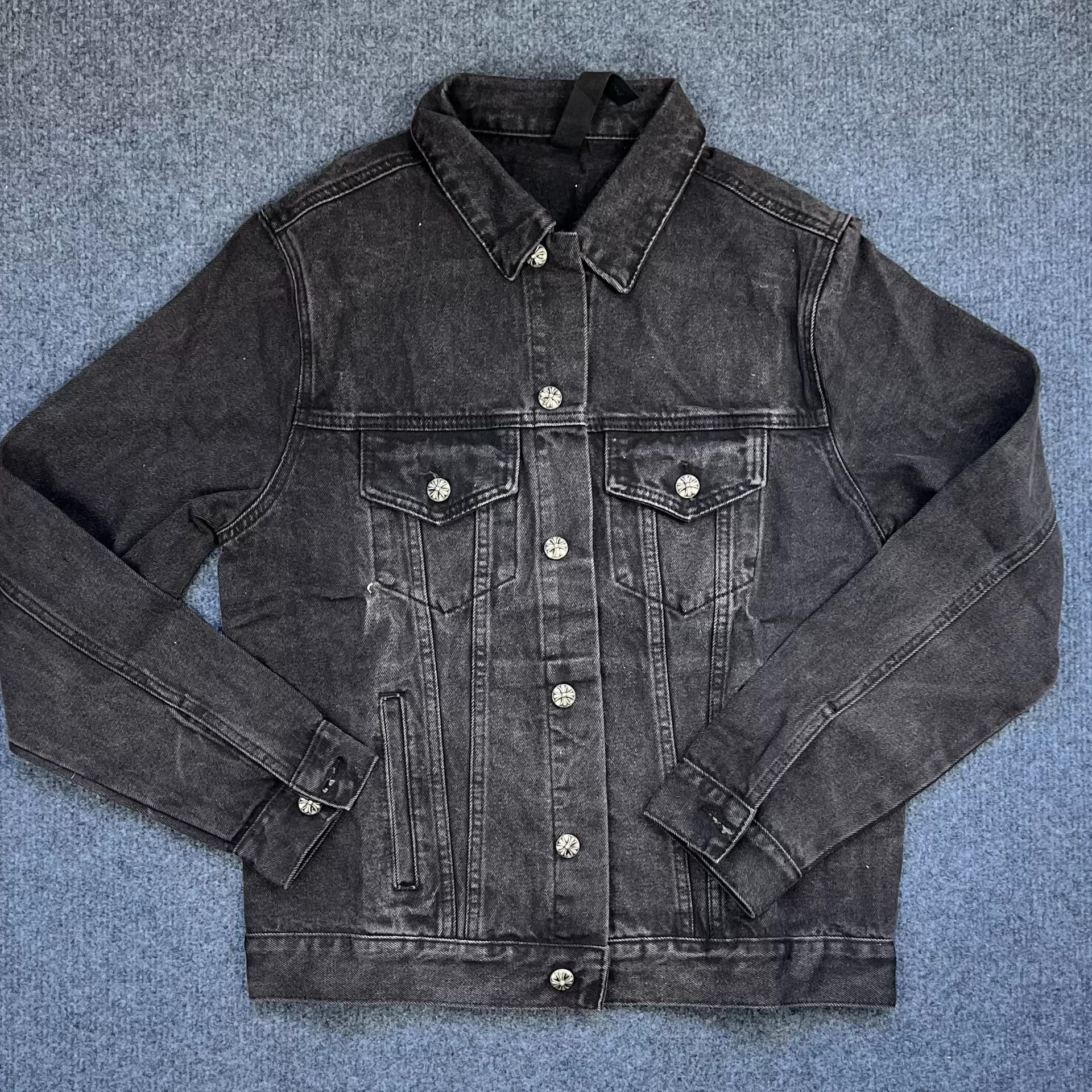 Заклепки в стиле Chrome Hearts с кожаным крестом сзади, серебряная пряжка, джинсовая ткань Sanskrit