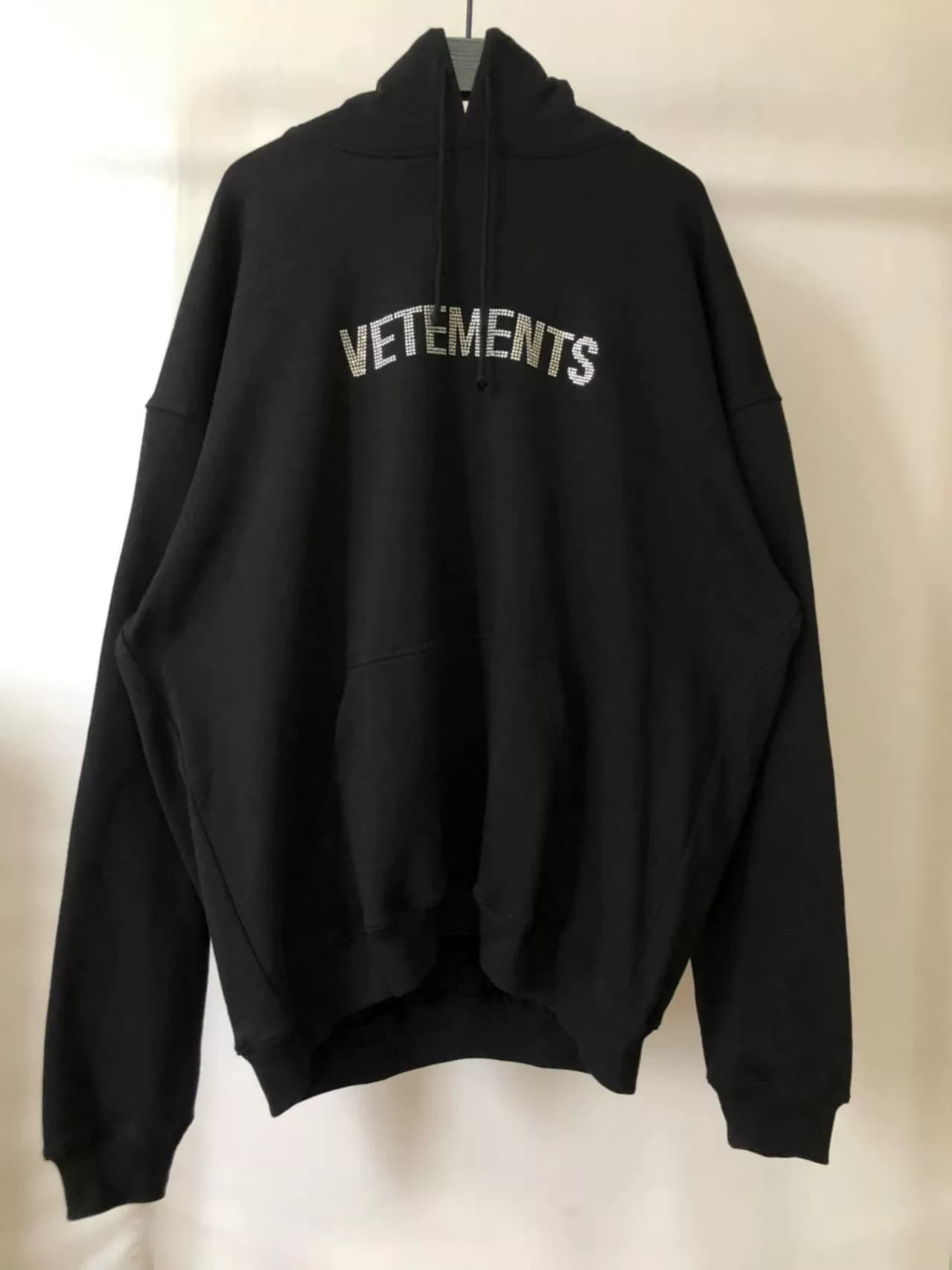Свитер VETEMENTS одинакового фасона для мужчин и женщин, обхват груди 140 см, длина 77 см