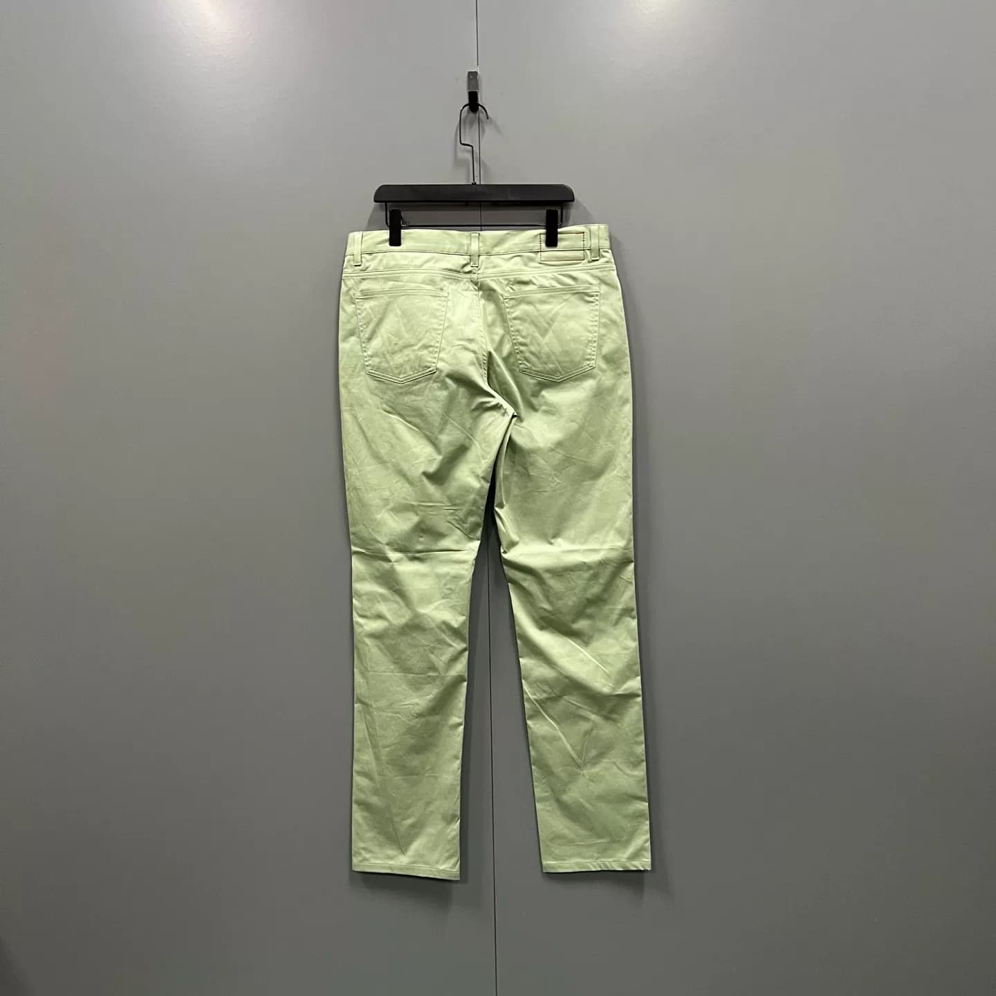 Прямые брюки HERMES Hermes светло-зеленого цвета, размер 46/абсолютно новые/9500/