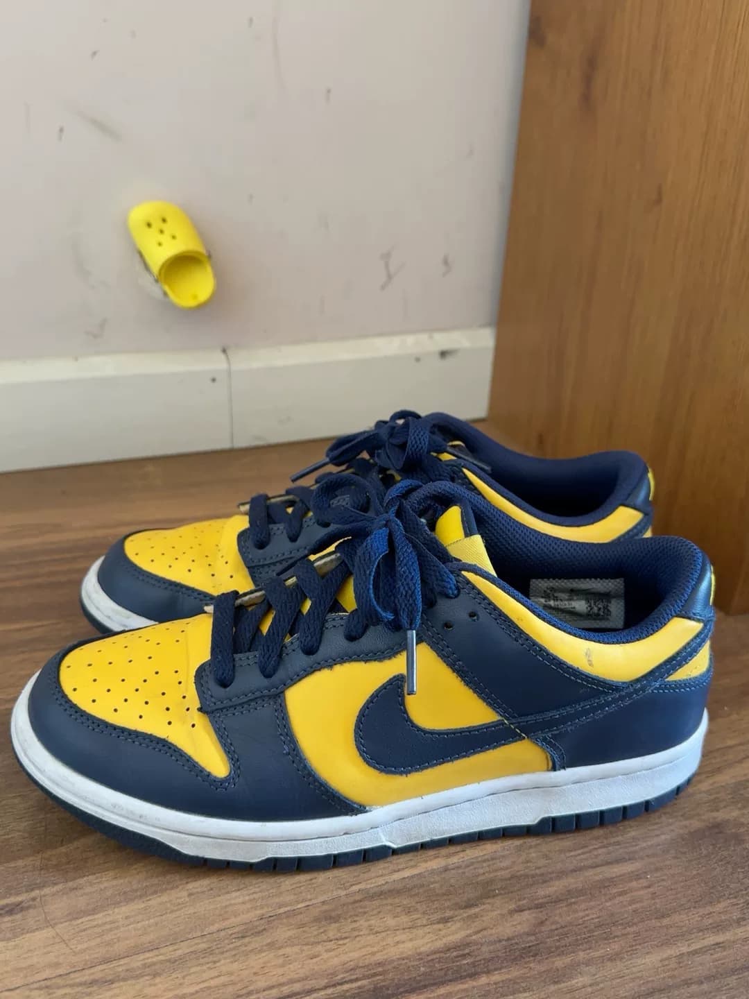 Кроссовки Nike Dunk Michigan, соответствующие цвету, размер 39, подлинные и проверяемые