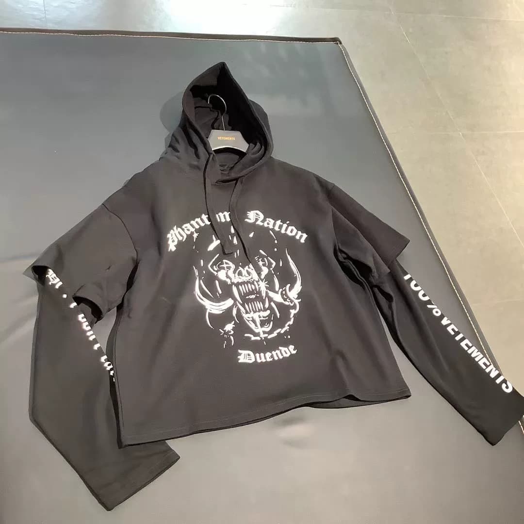 Милый черный свитер с капюшоном от VETEMENTS Witt, абсолютно новый, аутентичный, с биркой.Фигура скелета