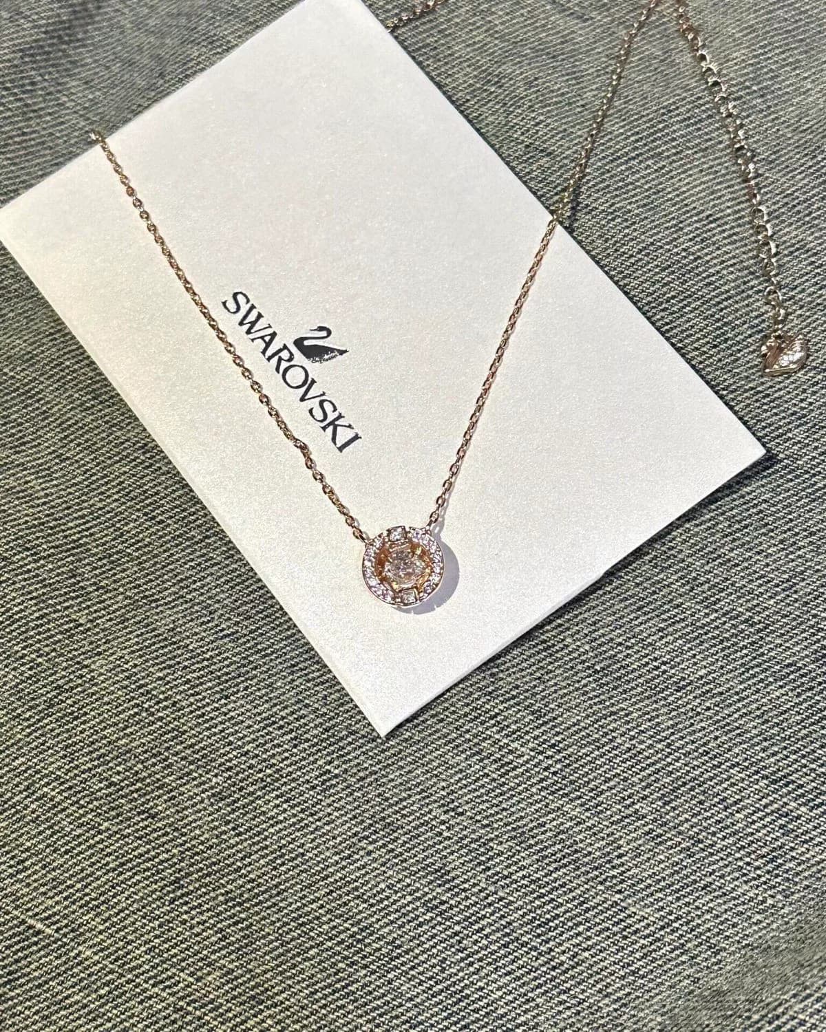 Ожерелье из розового золота с бьющимся сердцем Swarovski, круглая подвеска, цепочка на ключицу, Подарок на день рождения