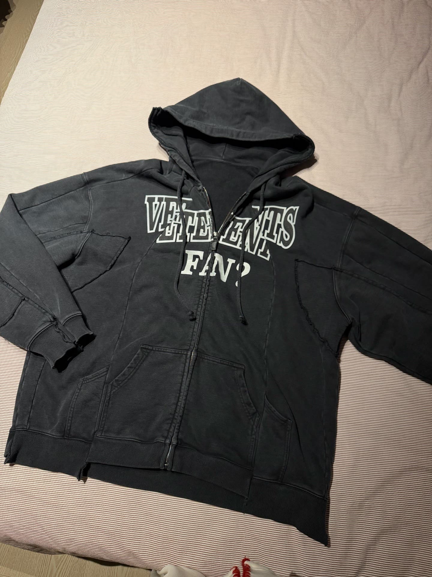 Черный свитер на молнии с капюшоном VETEMENTS, размер XL, свободный вариант, для мужчин и женщин