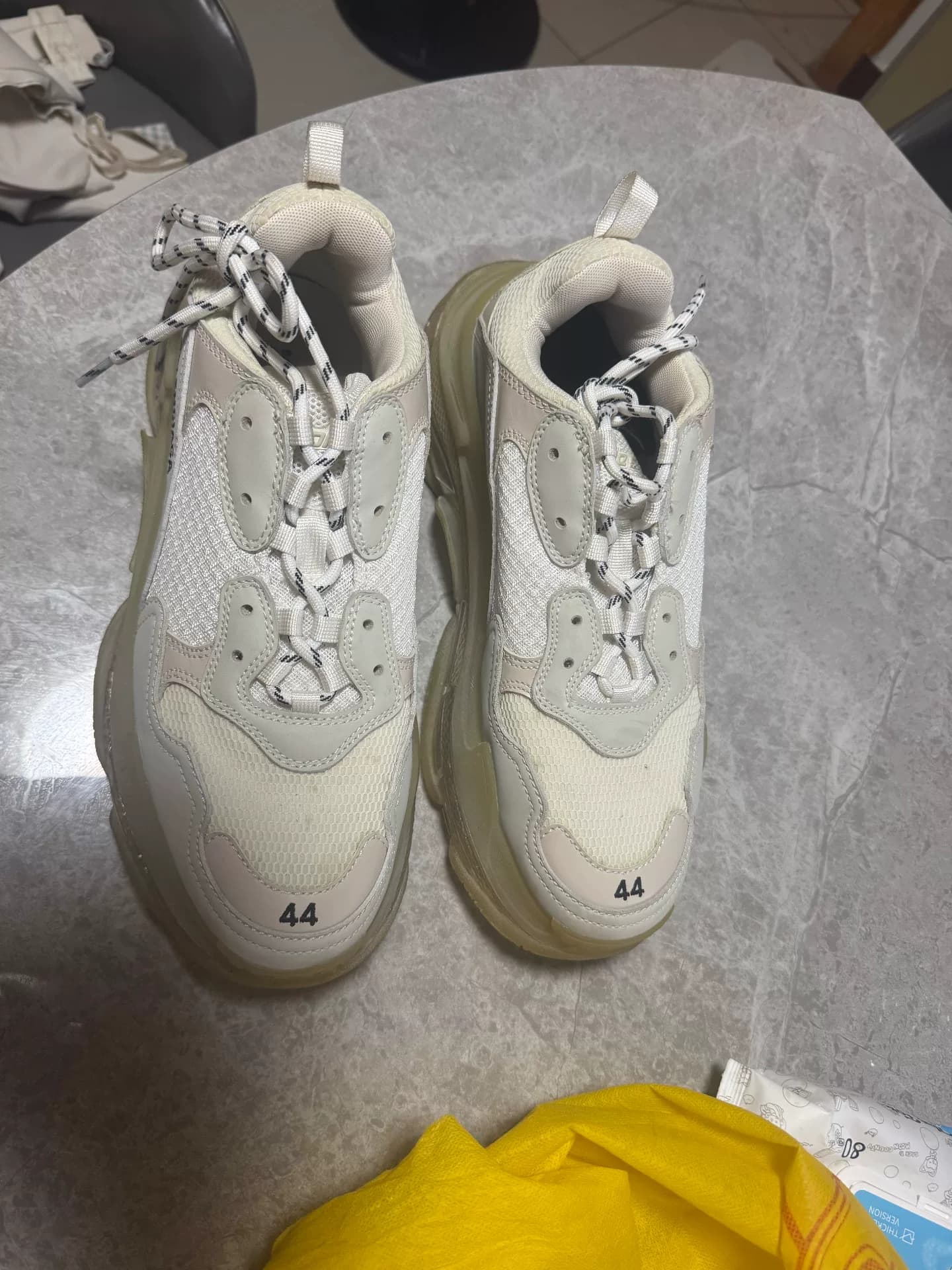 Прозрачная подушка Balenciaga Balenciaga Triple S Старая
